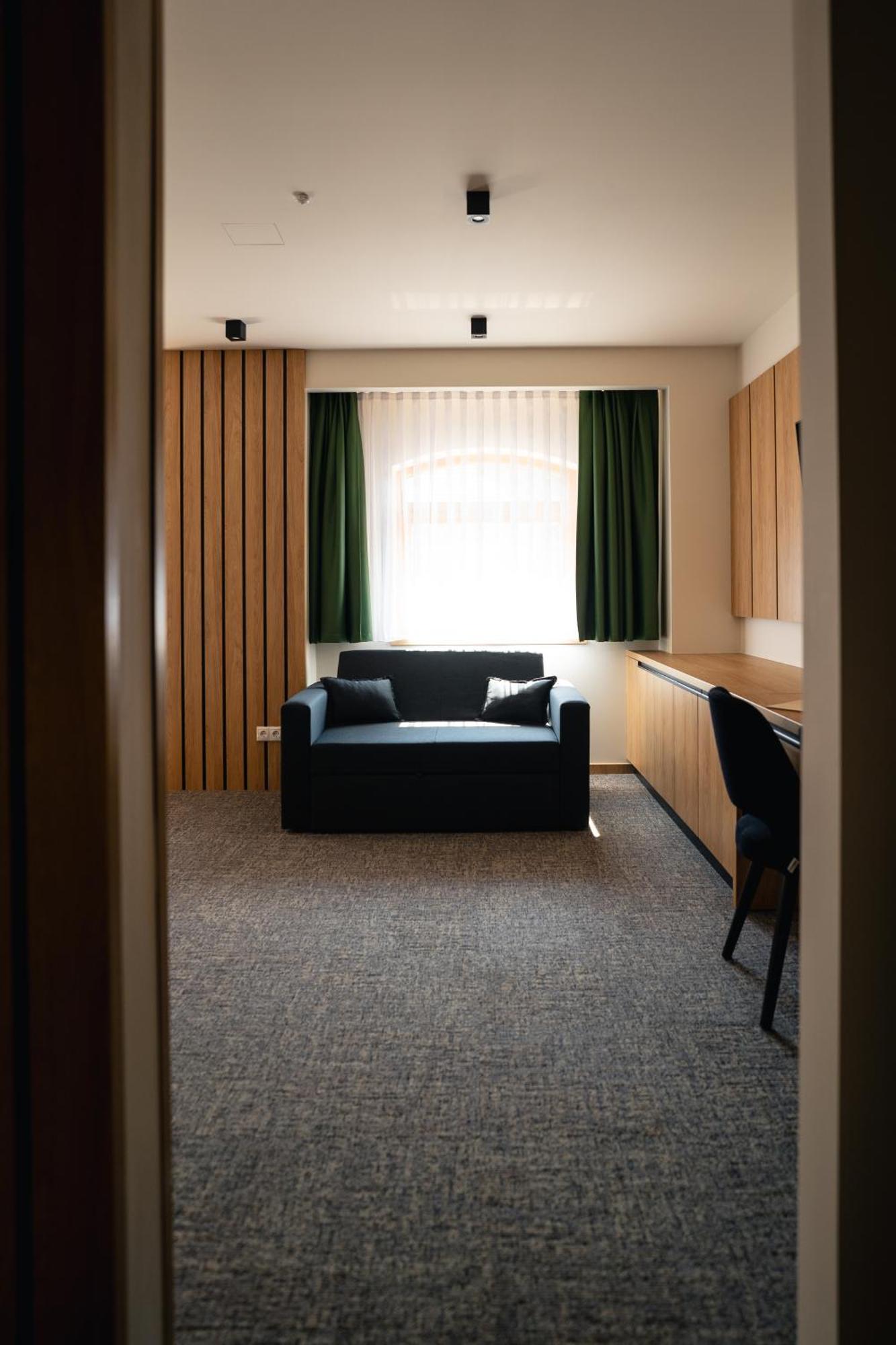 Hunor Hotel Es Etterem Vásárosnamény Eksteriør billede