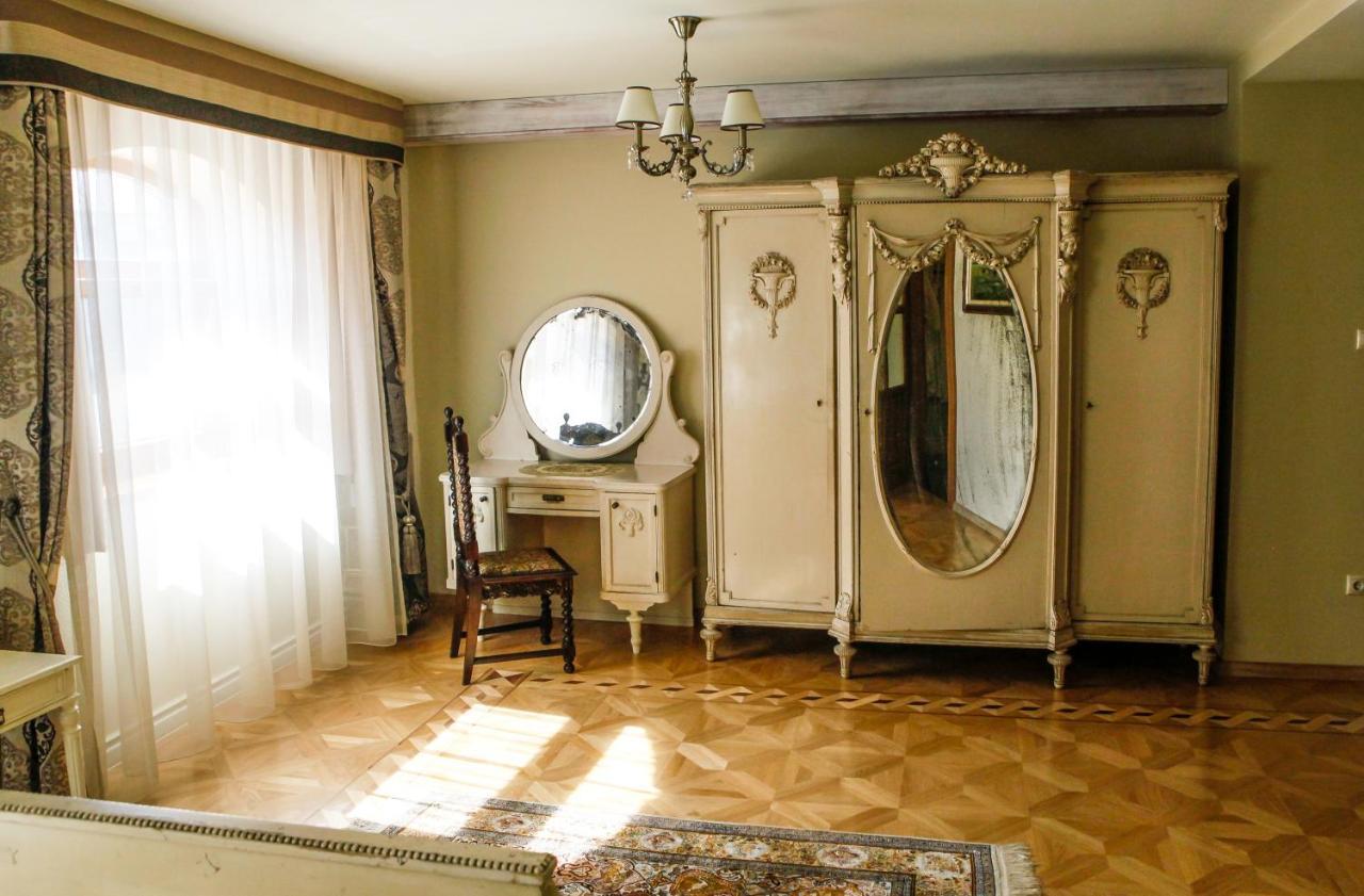 Hunor Hotel Es Etterem Vásárosnamény Eksteriør billede